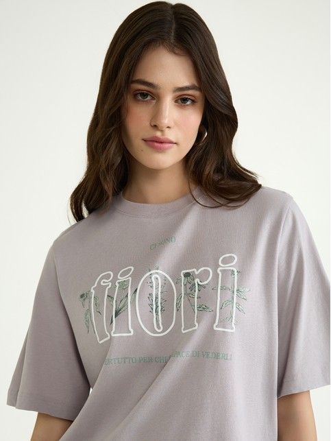 Женские футболки