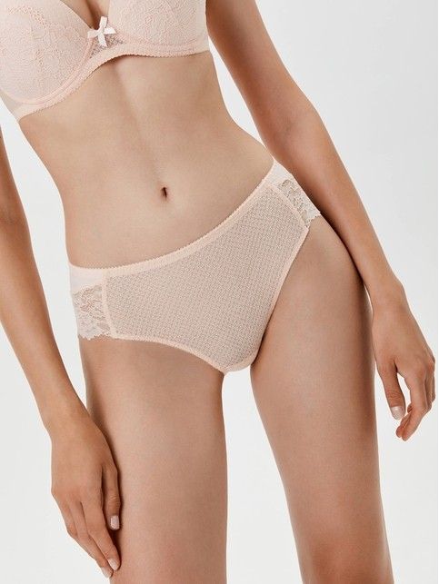 Трусы "слип" со средней линией талии ETUDE RP 3070