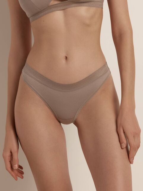 Brazilliano panties NEW CLASSIC LBR 1904 - buy in the online store Conte