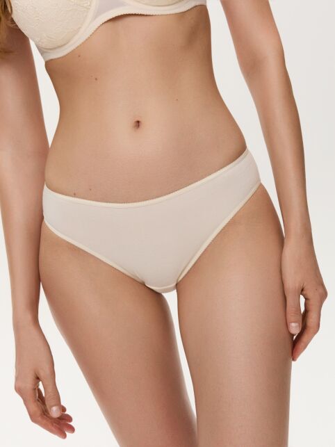 Хлопковые трусы «слип» со средней линией талии Assorti RP 3225 - купить в интернет-магазине Conte
