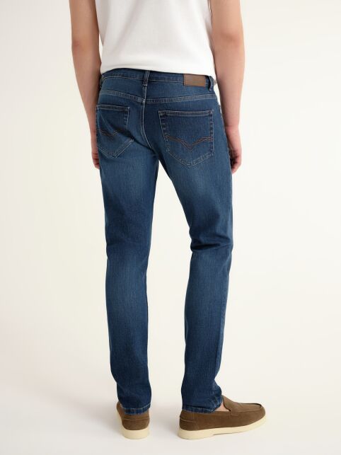 Джинсы straight c эффектом потёртостей CNM-03 - купить в интернет-магазине Conte