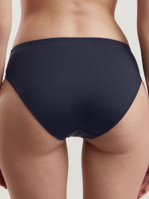 Трусы «слип» со средней линией талии AURA RP 3080 - купить в интернет-магазине Conte