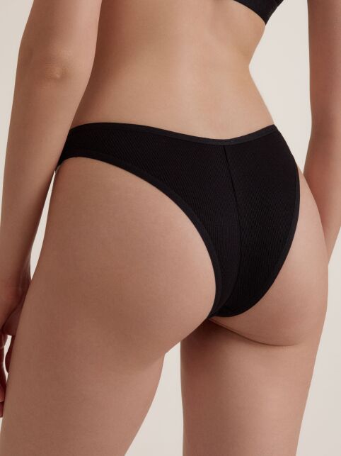 Трусы бразилиано в рубчик из вискозы ACTIVE SHAPE LBR 3186 - купить в интернет-магазине Conte