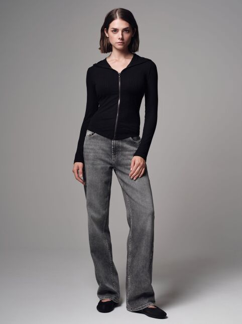 Чёрный джемпер из вискозы на молнии с капюшоном LJ 3252 - купить в интернет-магазине Conte