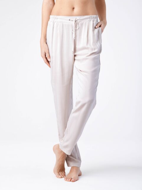 Light trousers of a free cut MONTANA - buy in the online store Conte