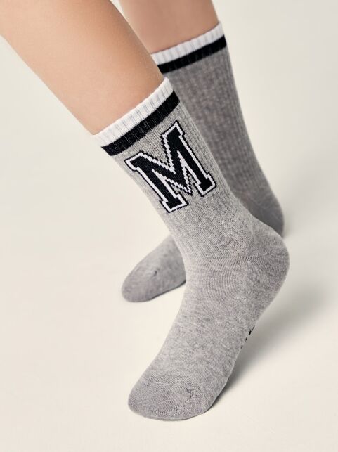 Удлиненные носки из хлопка в рубчик с рисунком "Letter" - купить в интернет-магазине Conte