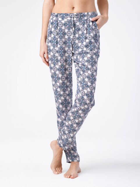 Light trousers of a free cut LATINA - buy in the online store Conte