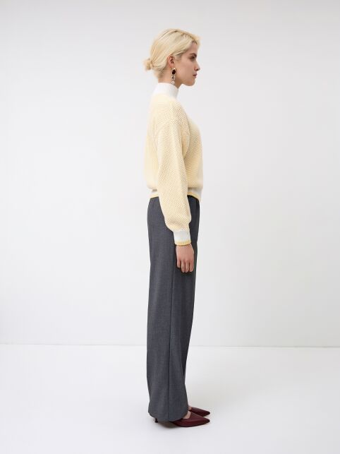 Джемпер объёмного силуэта с воротником-стойкой LDK 24118 - купить в интернет-магазине Conte