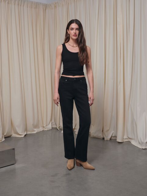 Черные джинсы-клёш с высокой линией талии CON-809 Черные джинсы-клёш с высокой линией талии CON-809 - купить в интернет-магазине Conte