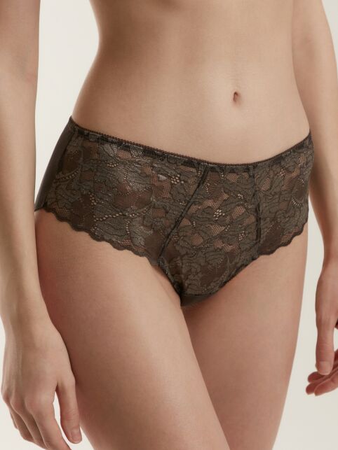 Slip panties with mid-waist FEMINA TP3131 - buy in the online store Conte