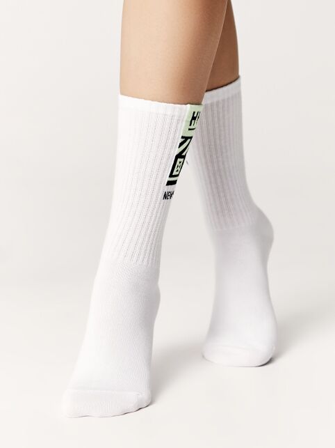 Удлиненные женские носки из хлопка в рубчик со светонакопительным рисунком «Hype» - купить в интернет-магазине Conte