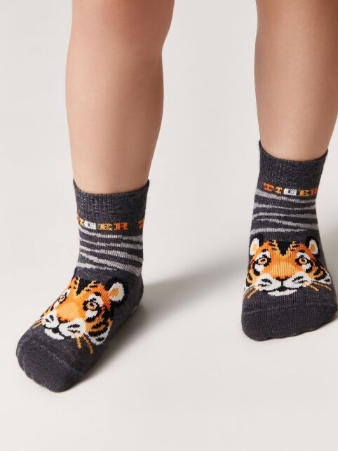 Anti-slip TIP-TOP socks with drawings Anti-slip TIP-TOP socks with drawings - buy in the online store Conte